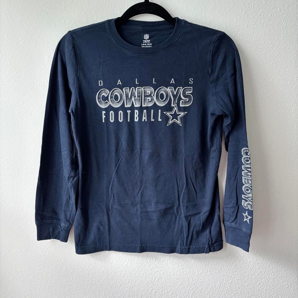 NFL Women's Navy and Blue T-shirt